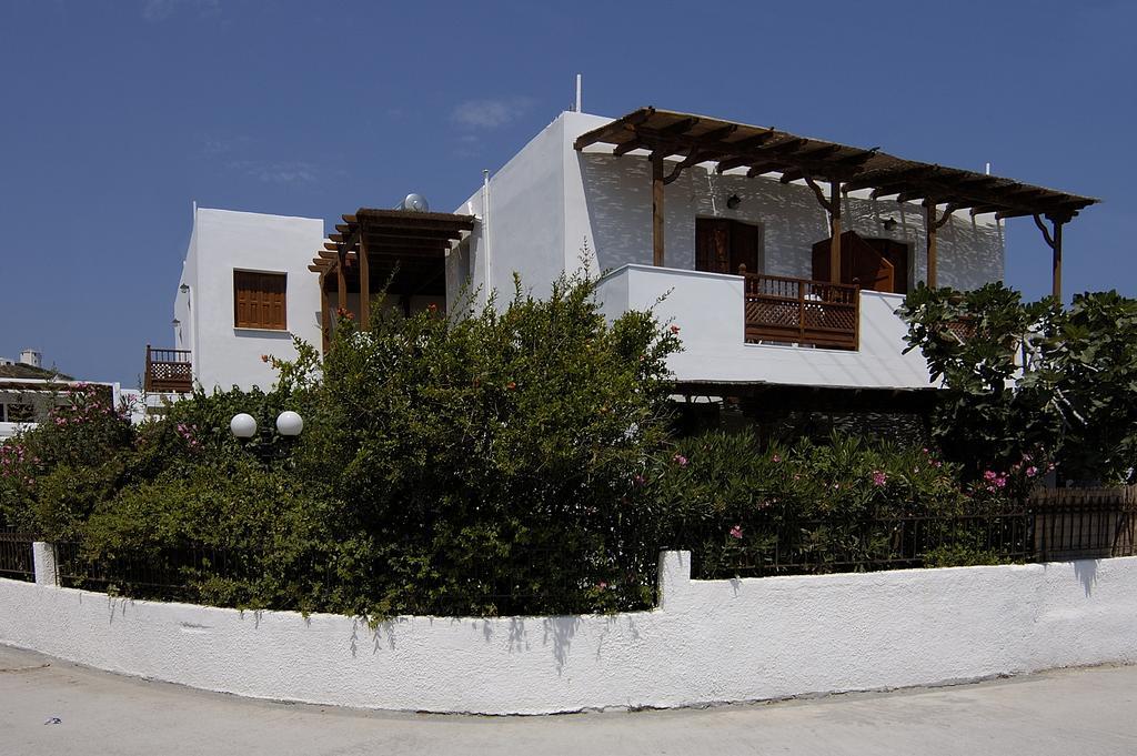 Deidamia Hotel Skyros Exterior photo